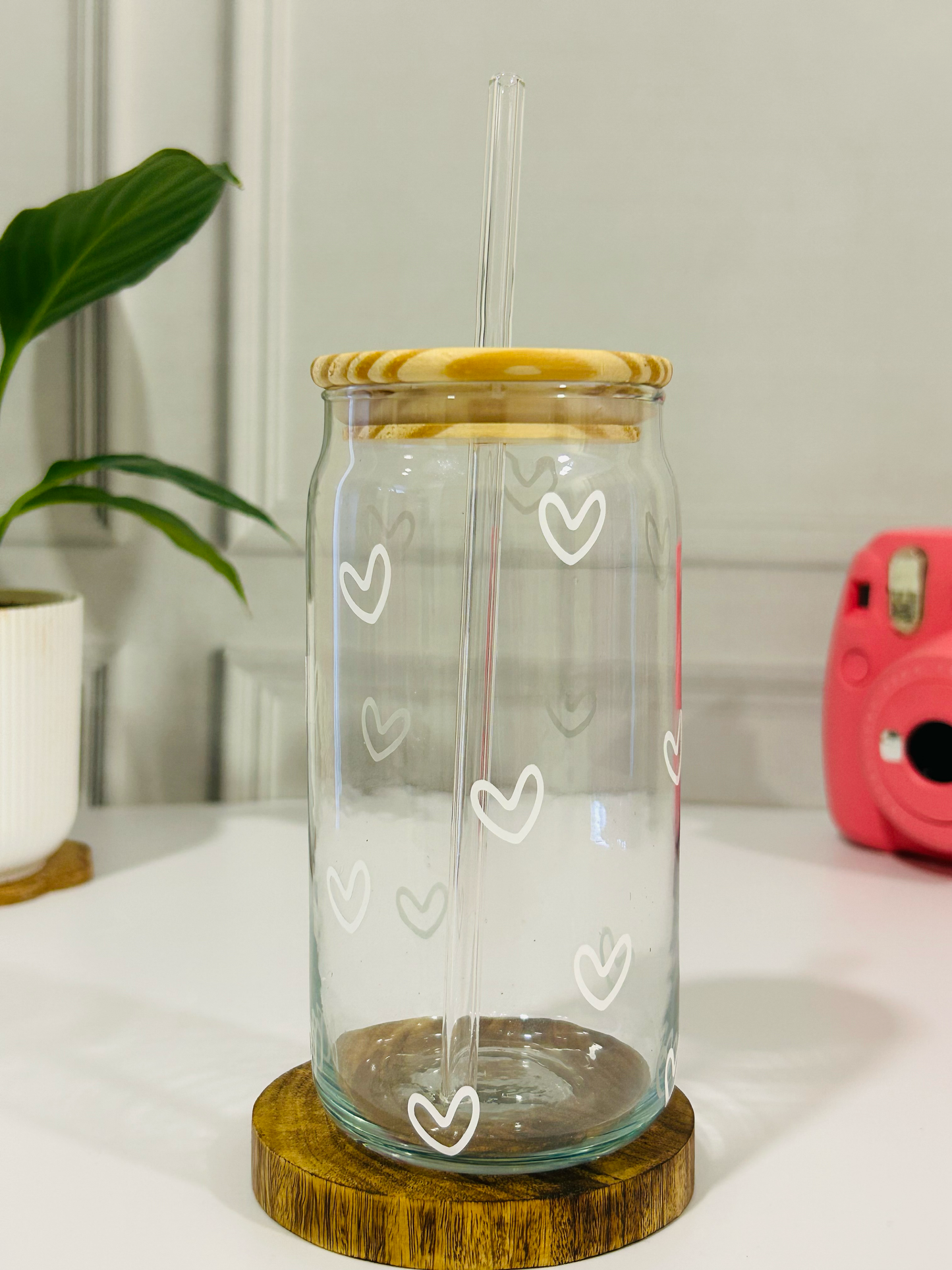 Outlined Love - Glass Tumbler with Bamboo Lid & Straw
